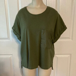 Avia Green Hi-Low Cropped Cuffed Sleeve Shirt Lg (12-14)